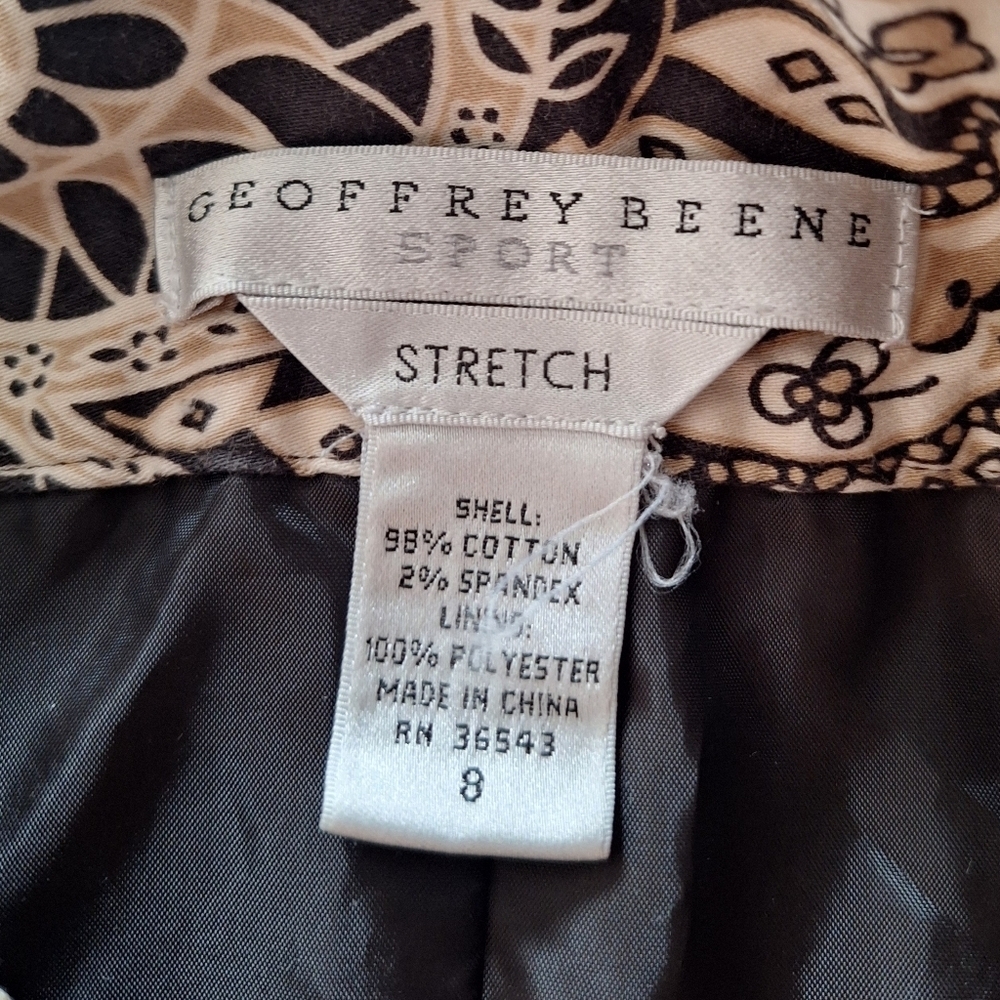 Geoffrey Beene Black and Cream Patterned Fabric - Picture 3 of 12